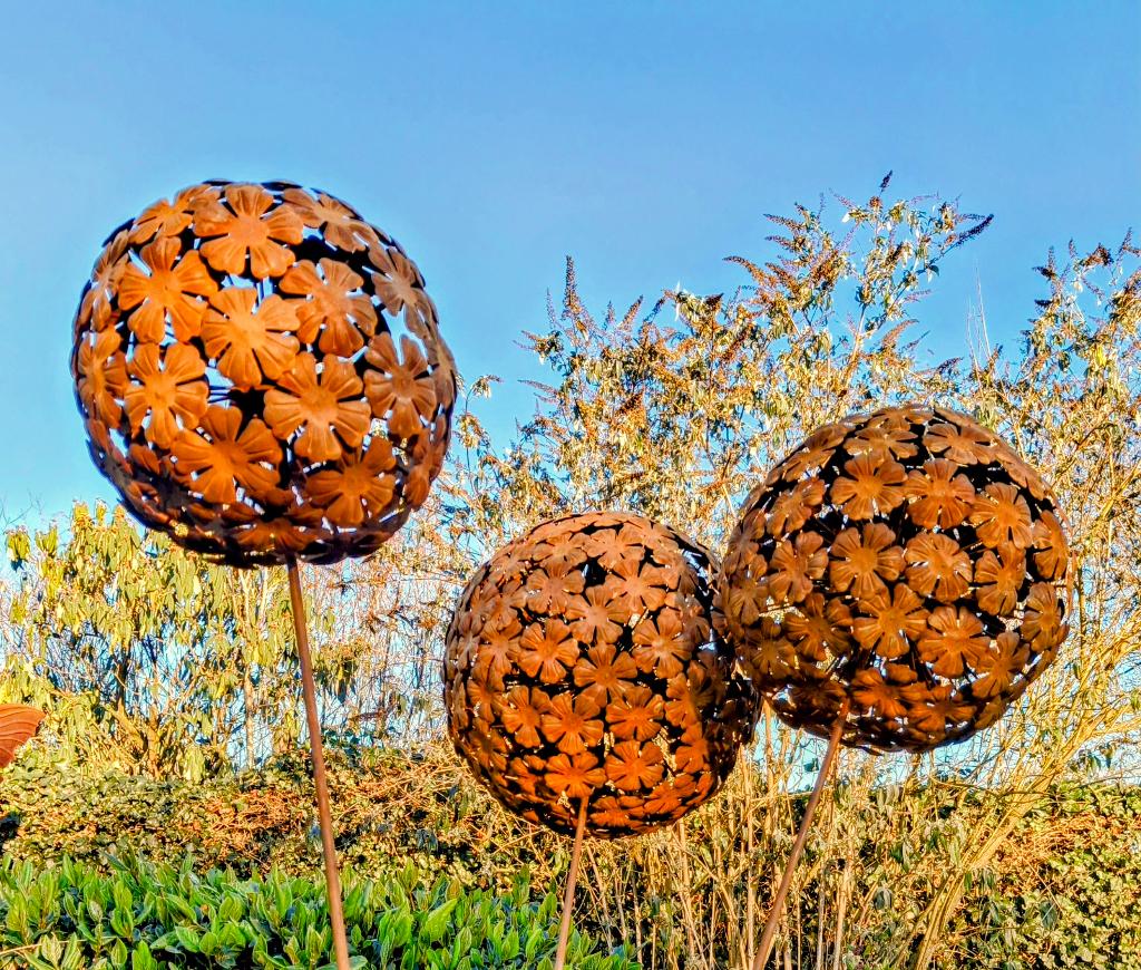 Set 3 roest bloemen Hortensia tuinsteker Klein middel groot., Ophalen of Verzenden, Nieuw