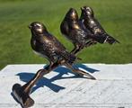 3 VOGELS OP TAK / BRONZEN TUINBEELD / MUSSEN, Dierenbeeld, Nieuw, Info@huisentuindecoratiemarie.nl, Huis en tuin decoratie marie