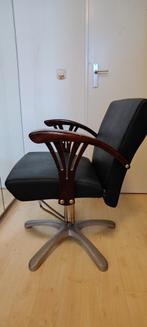 Klassieke kappersstoel - Vintage model in prima staat, Ophalen