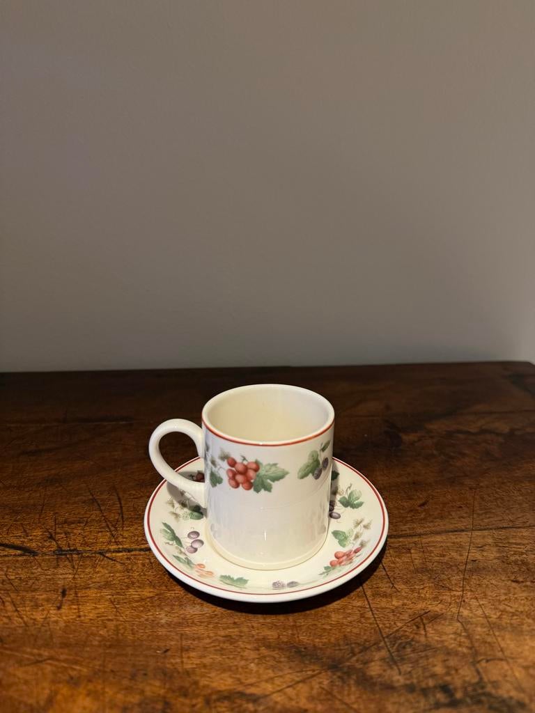 Wedgwood Provence Espresso Kop en Schotel, Gebruikt, Ophalen of Verzenden, Wedgwood, Kop(pen) en/of Schotel(s)