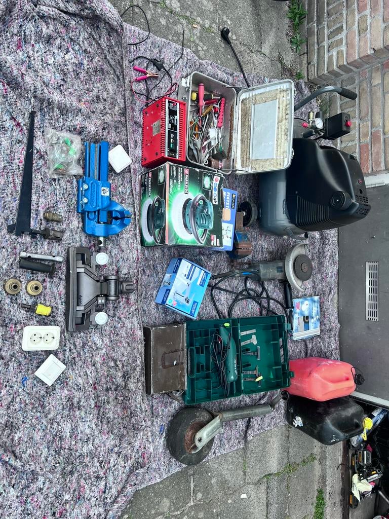 Partij gereedschap Slijptool Compressor bankschroef enz, Ophalen of Verzenden, Zo goed als nieuw, 80 kg of meer