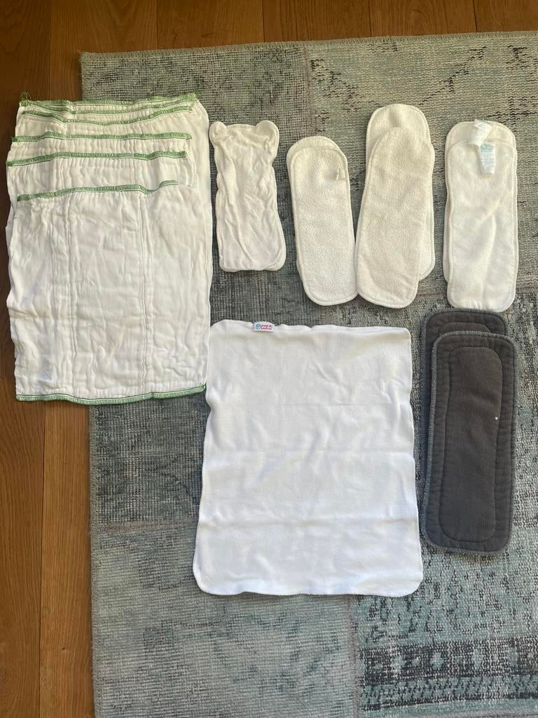 Verschillende boosters en prefolds wasbare luiers, Ophalen of Verzenden, Gebruikt, Jongen of Meisje