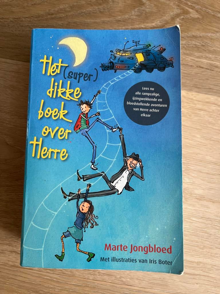 Het (super) dikke boek over Herre - Marte Jongbloed, Ophalen of Verzenden, Gelezen, Fictie algemeen