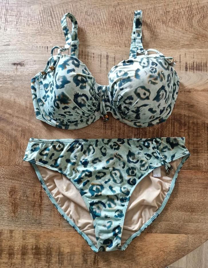 Prima donna bikini 75 E broekje 40 ZGAN mint groen 75E, Kleding | Dames, Badmode en Zwemkleding, Zo goed als nieuw, Bikini, Groen
