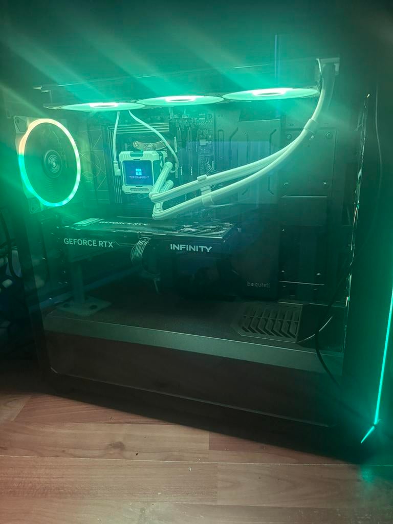 High-end Gaming pc 4K| RTX5070 | R7 7800X3D | x670e ProArt, Ophalen of Verzenden