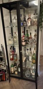 Vitrinekast Ikea, Zo goed als nieuw, 150 tot 200 cm, 25 tot 50 cm, 50 tot 100 cm