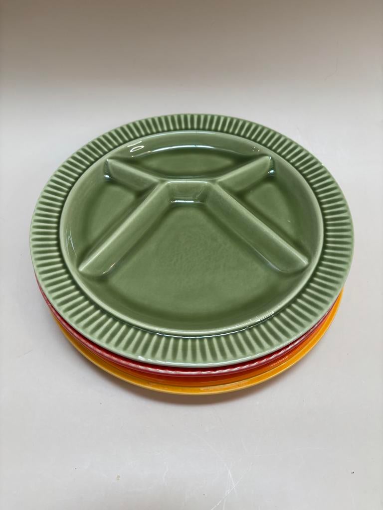 4 vintage gourmet fondue borden felle kleur, Ophalen of Verzenden, Gebruikt, Overige materialen, Los bestek