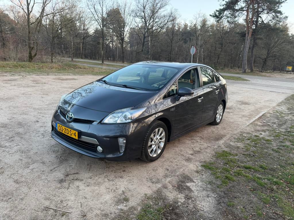Toyota Prius 1.8 Plug-in Hybrid 136PK Aut 2012 Grijs, Auto's, Toyota, 75 €/maand, Prius, Te koop, 1400 kg