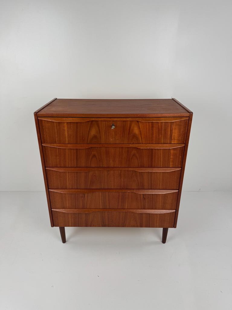 Danish Mid-Century Chest of Drawers, Ophalen, Z, Z, Z
