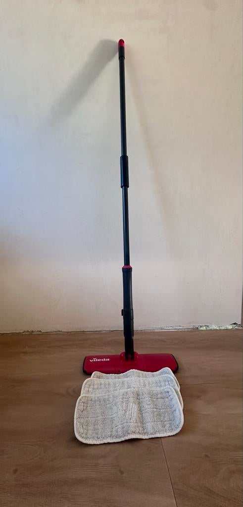 Vileda twist & go dweil, met 3 doeken., Ophalen, Mop of Dweil