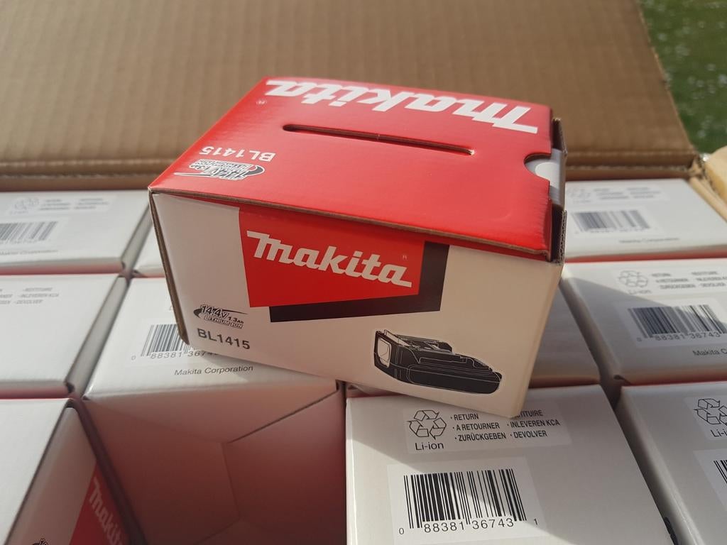 Makita Accu 14,4V, Ophalen, Makita, Adviseur@makita.nl, Park Forum 1101 Ehv.
