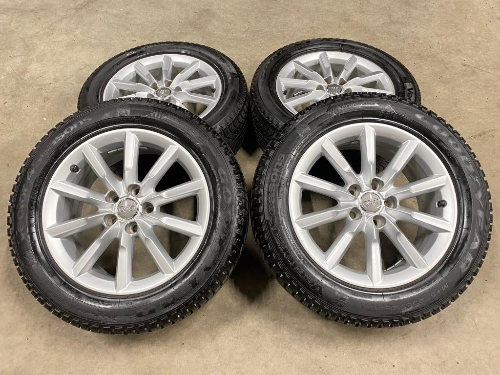 17 inch originele velgen + vierseizoenenbanden Audi Q3