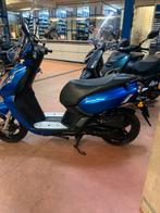 Gebro scooters: Peugeot kisbee RS 45KM BJ2020, Gebruikt, Overige modellen, Maximaal 45 km/u, Ophalen of Verzenden