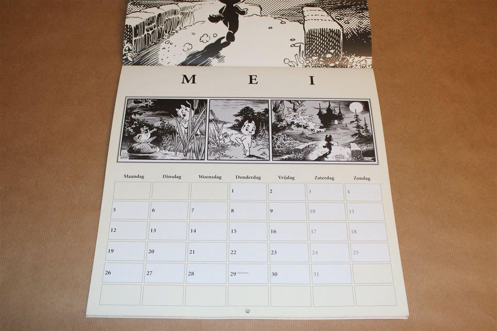 Heer Olivier B. Bommel — Kalender [2003] — Ongebruikt, Boeken, Stripboeken, Eén stripboek, Ophalen of Verzenden, Gelezen