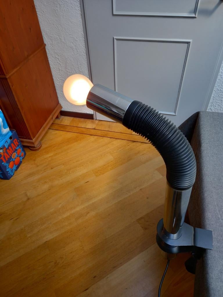 Vintage jaren '70 bureau- of tafelklemlamp, Targetti Sankey, Vintage, jaren '70., Gebruikt, 50 tot 75 cm, Ophalen of Verzenden