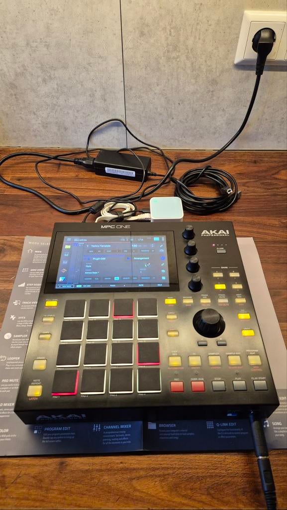 AKAI MPC One, Muziek en Instrumenten, Ophalen of Verzenden, Zo goed als nieuw, Overige aantallen, Overige merken