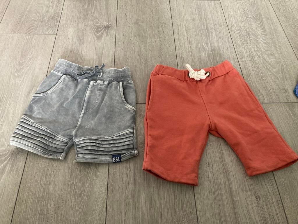 2 superleuke korte broeken Billy & lilly. Maat 98-104 €8, Kinderen en Baby's, Babykleding | Maat 74, Ophalen of Verzenden, Zo goed als nieuw