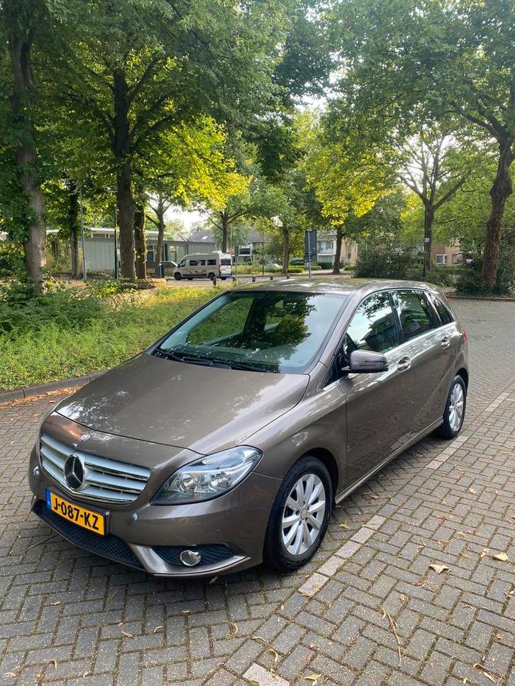 Mercedes-Benz B-Klasse 1.6 B180 5DRS Blue EFF 2012 Grijs, Auto's, Mercedes-Benz, Particulier, B-Klasse, Benzine, B, MPV, Handgeschakeld