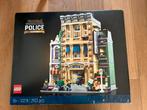 Lego 10278 police station, Kinderen en Baby's, Speelgoed | Duplo en Lego, Ophalen of Verzenden, Nieuw