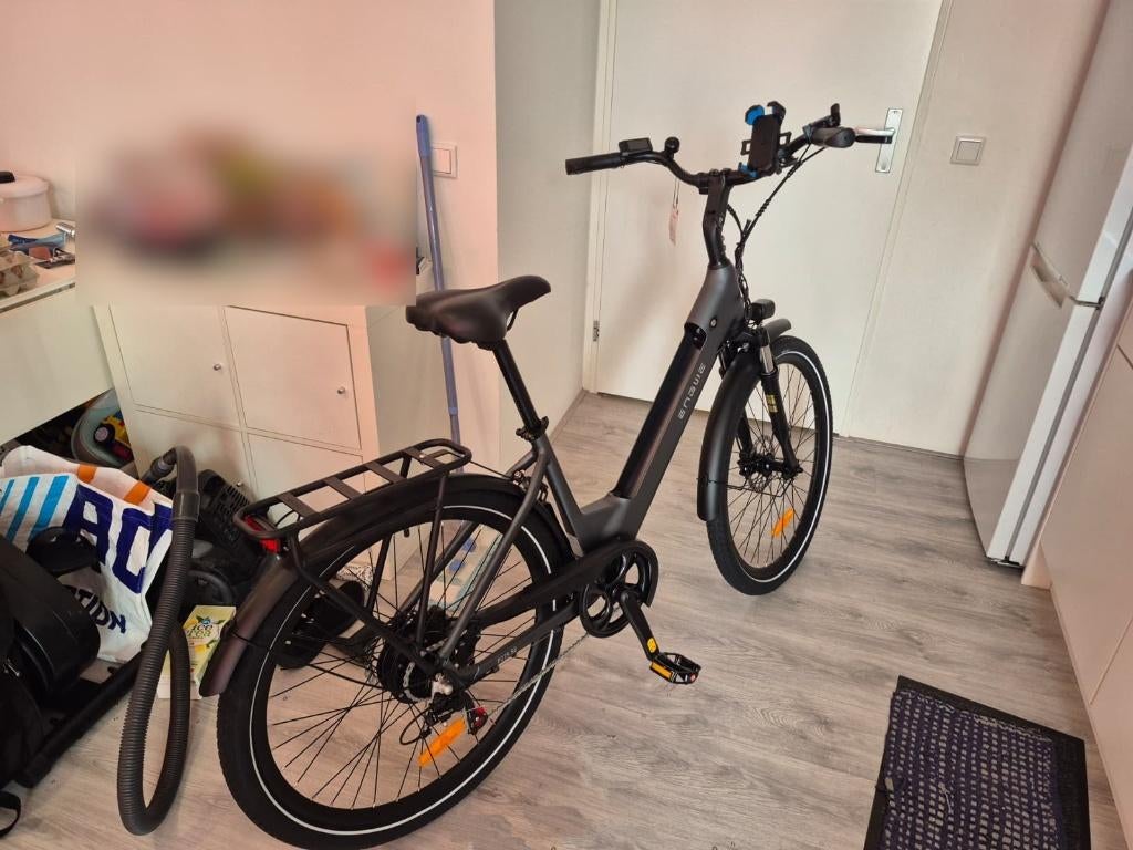 Engwe P275 SE (200KM) Met doos en de bestaande factuur, Fietsen en Brommers, Elektrische fietsen, Ophalen, Nieuw, 50 km per accu of meer