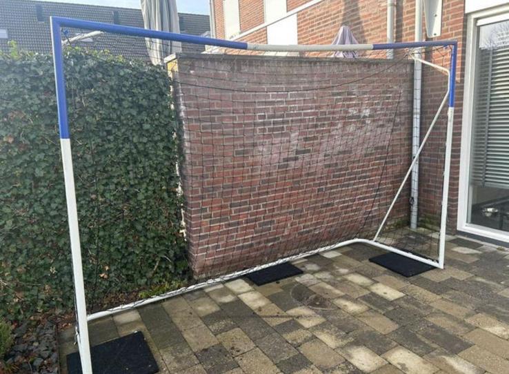 grote voetbalgoal van Decathlon, Sport en Fitness, Voetbal, Ophalen, Zo goed als nieuw