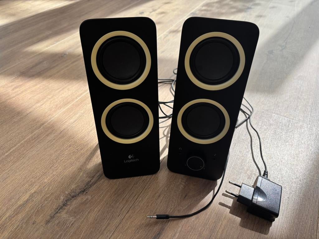 Logitech speakers, Computers en Software, Pc speakers, Ophalen, Zo goed als nieuw