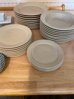 Borden, Gebruikt, Ophalen of Verzenden, Bord(en), Overige stijlen