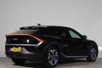 Kia Ev6 Light Edition 58 kWh SOH 100% NL-Auto! Stuur + Stoel, Gebruikt, 750 kg, Leder en Stof, Zwart