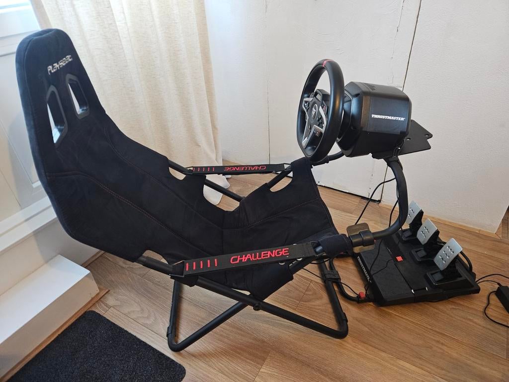 Thrustmaster T248 racestuur met playseat en metalen pedalen, Ophalen, Zo goed als nieuw, Trustmaster