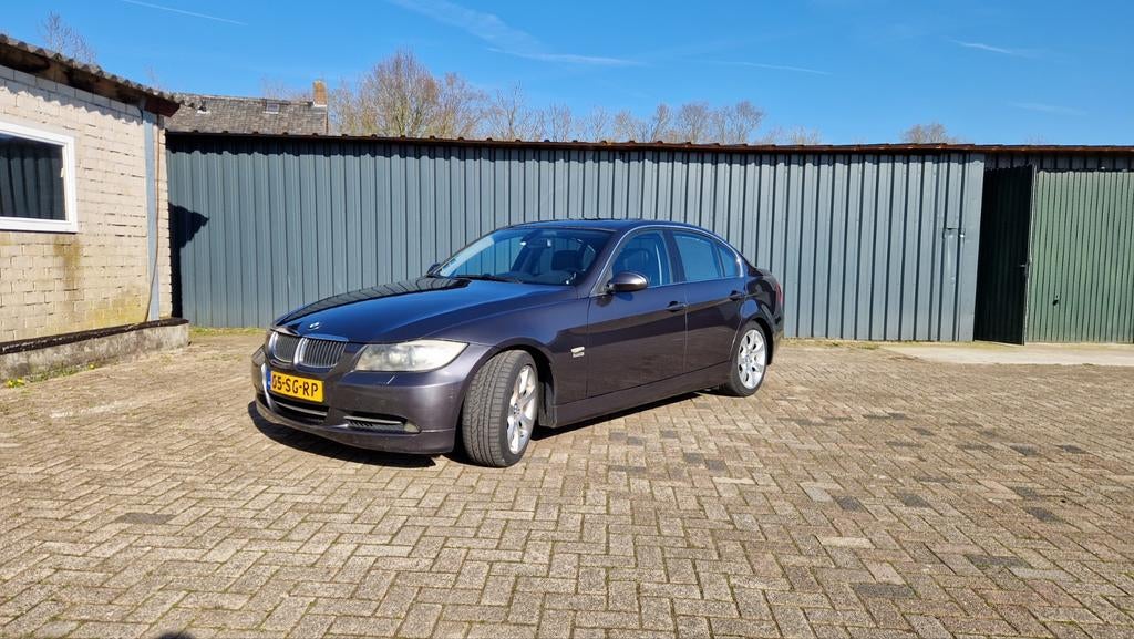 BMW 3-Serie 2.5 I 325 2006 Grijs, Auto's, BMW, 745 kg, Achterwielaandrijving, Zwart, 2497 cc