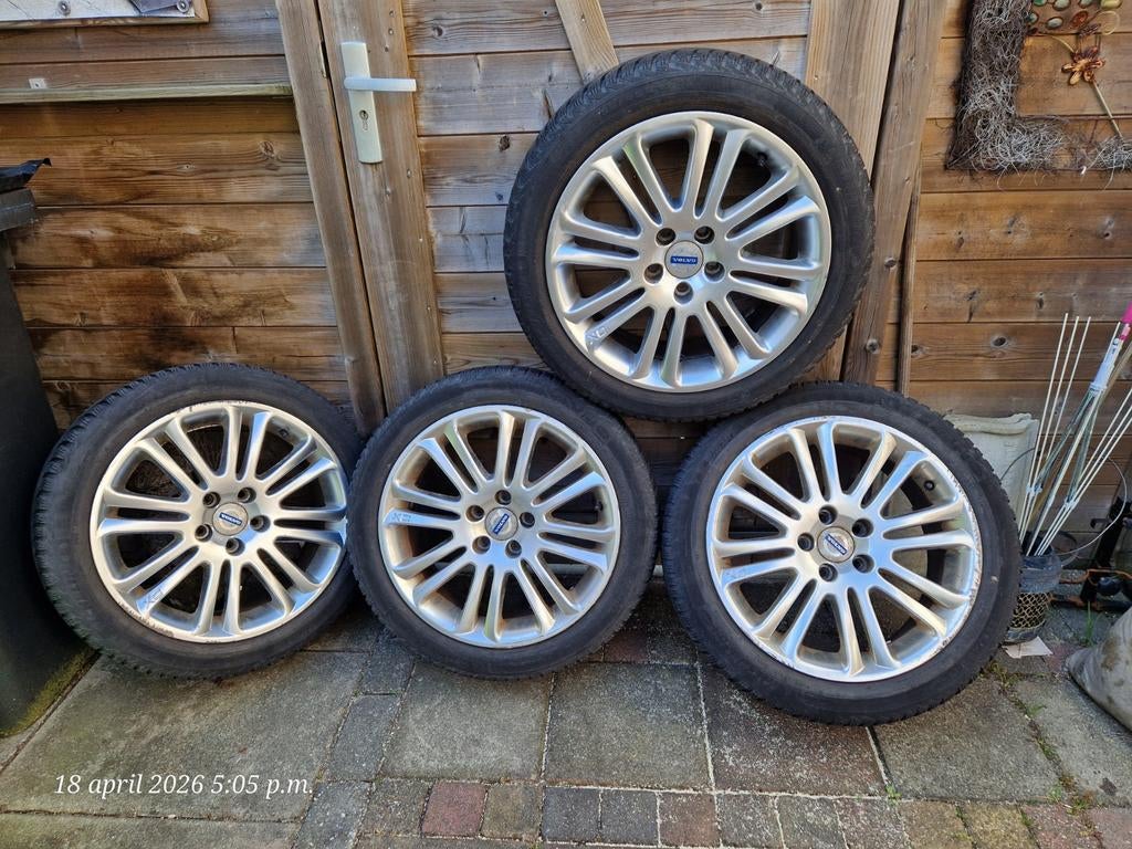 Volvo V70 XC velgen met winterbanden 225x45R17 Michelin, Ophalen of Verzenden