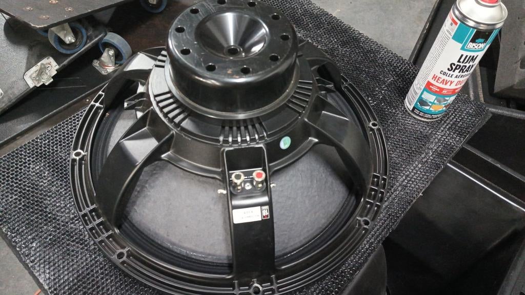 18sound 18nlw9400 woofer, Audio, Tv en Foto, Luidsprekers, Ophalen of Verzenden, 120 watt of meer, Subwoofer, Overige merken