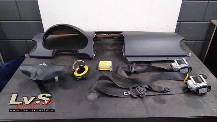 Airbag set van een Mitsubishi Colt, Gebruikt, -, -, Ophalen of Verzenden