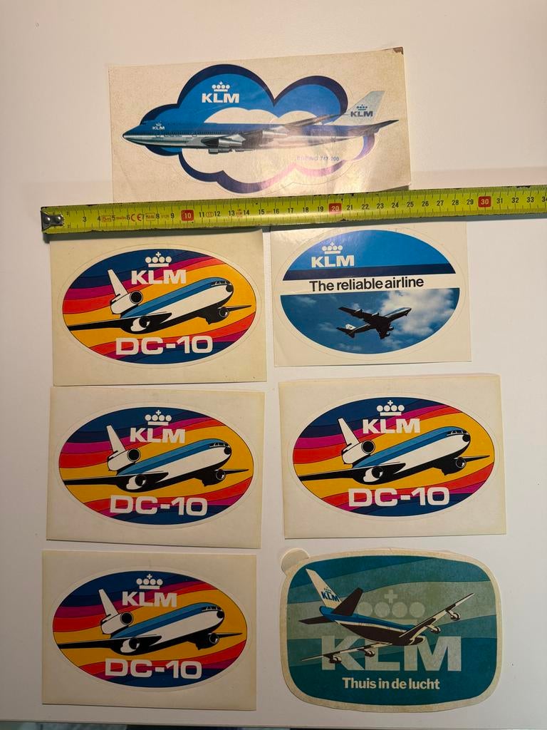 Vintage KLM Stickers - 7 stuks, Verzamelen, Ophalen of Verzenden, Zo goed als nieuw, Bedrijf of Vereniging