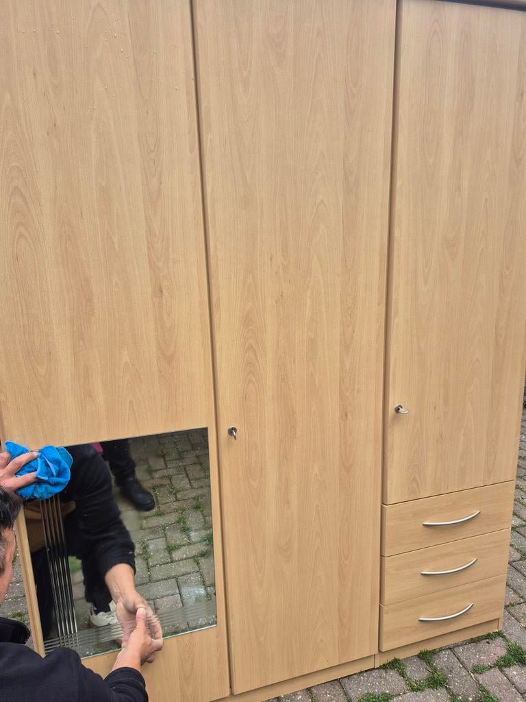 Klerenkast, Met deur(en), Gebruikt, 150 tot 200 cm, Ophalen of Verzenden