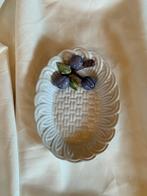 Bordallo Pinheiro schaaltje met druivenmotief, Ophalen of Verzenden