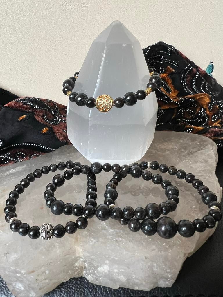 Nuummiet tovenaarssteen beschermt intuïtie power uniek, Ophalen of Verzenden, Nieuw, Zwart, Met edelsteen