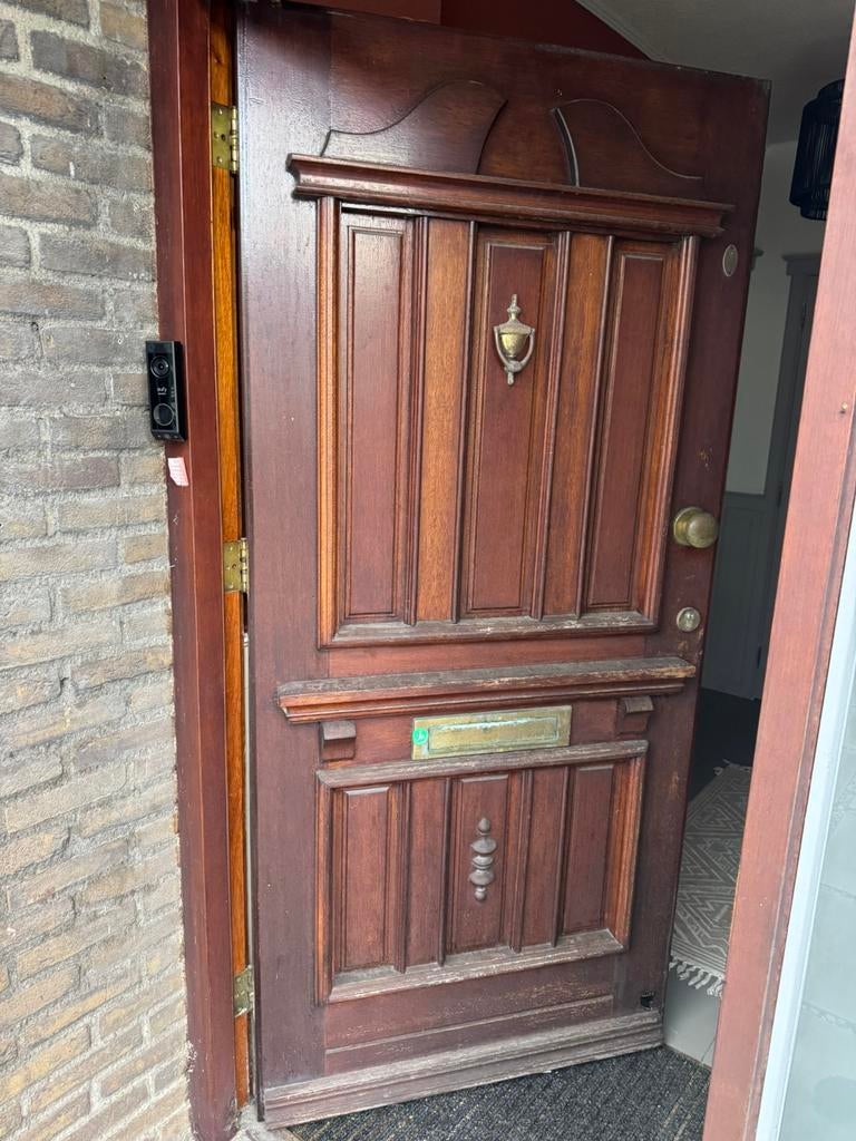 Timmerman gezocht (deur afhangen), Diensten en Vakmensen, Aannemers, Verbouw of Aanbouw