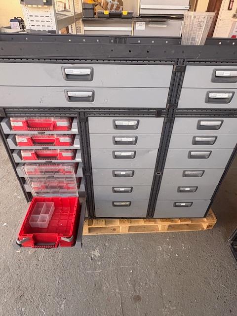 MODULSYSTEM SET(2545) KAST1,KAST2 €1249, Ophalen, Zo goed als nieuw