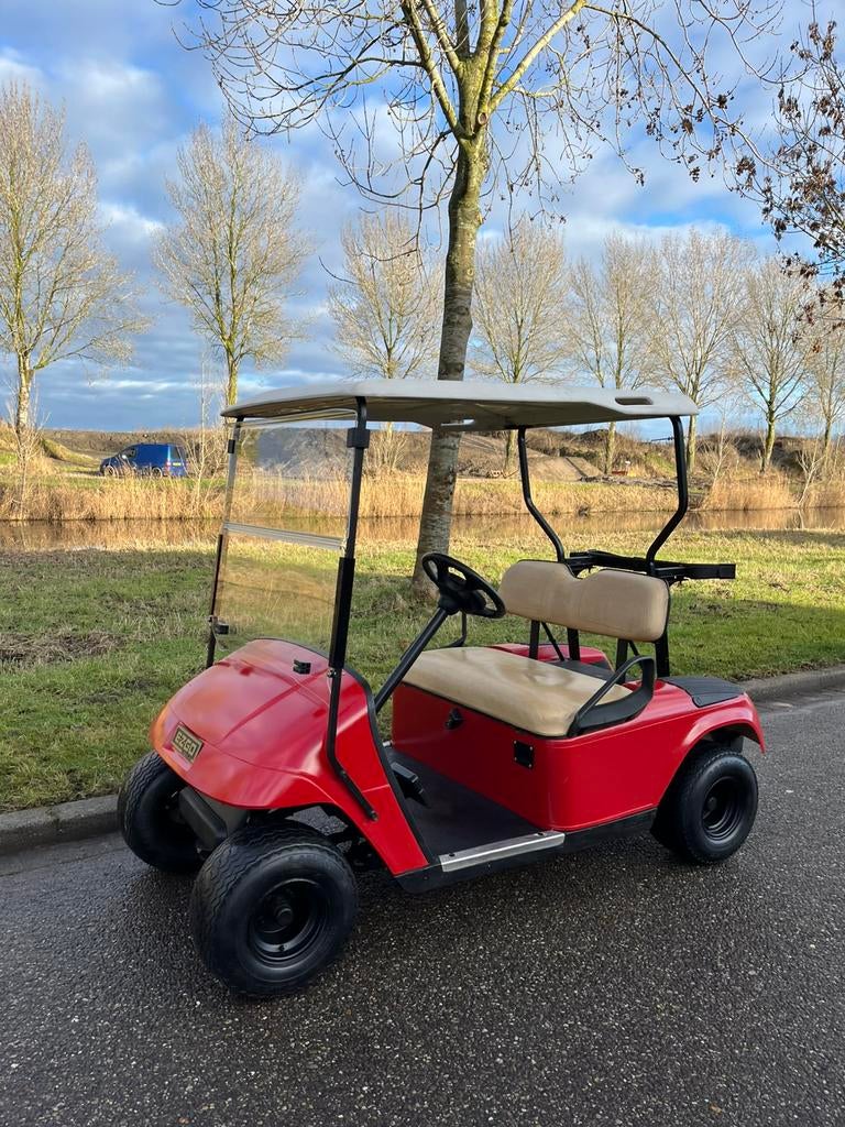 Electrische golfkar rijdt heerlijk in perfecte staat, Sport en Fitness, Golf, Ophalen, Zo goed als nieuw, Golfkar