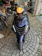 Piaggio zip IGET, Fietsen en Brommers, Scooters | Piaggio, Ophalen, Maximaal 45 km/u, Zip, Zo goed als nieuw