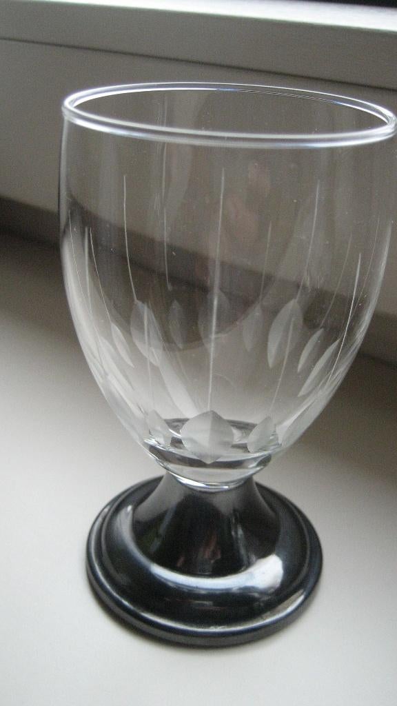 3 verschillende borrelglaasjes met zilveren voet (1x Bokma), Verzamelen, Glas en Borrelglaasjes, Ophalen of Verzenden, Zo goed als nieuw