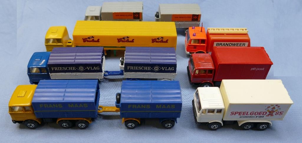 Efsi : Kleine partij vrachtwagens en opleggers, Hobby en Vrije tijd, Modelauto's | 1:87, Onbekend@gmail.com, Verzenden, Zo goed als nieuw