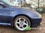 Scherm rechts-voor van een Alfa Romeo GT, Gebruikt, -, -, Ophalen of Verzenden