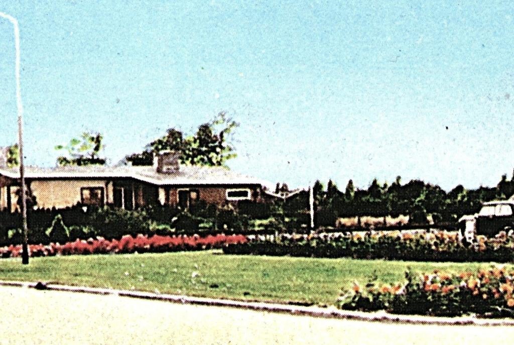 806199 Sliedrecht ZH 1971 Waalstraat Bungalows onbeschreven, Ophalen of Verzenden, 1960 tot 1980, Ongelopen, Noord-Brabant