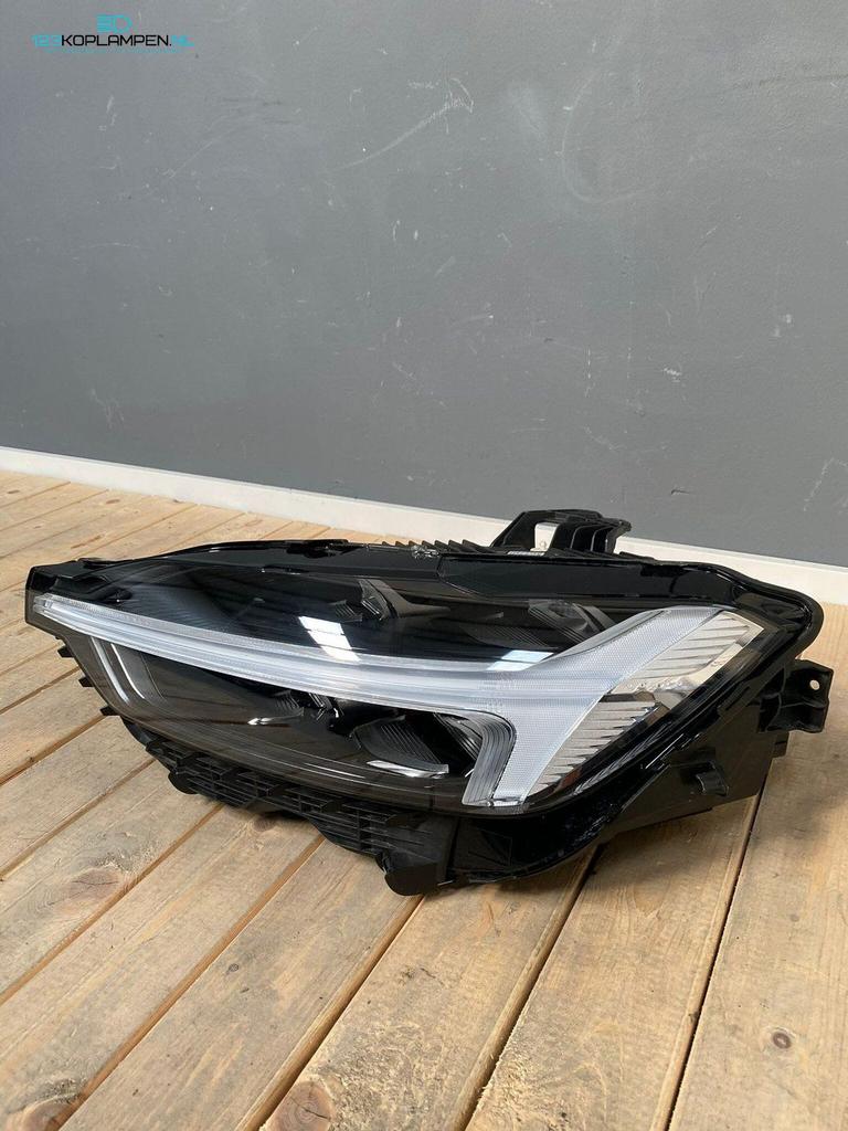 Volvo XC60 facelift MID LED koplamp links, Ophalen, Gebruikt, -, -