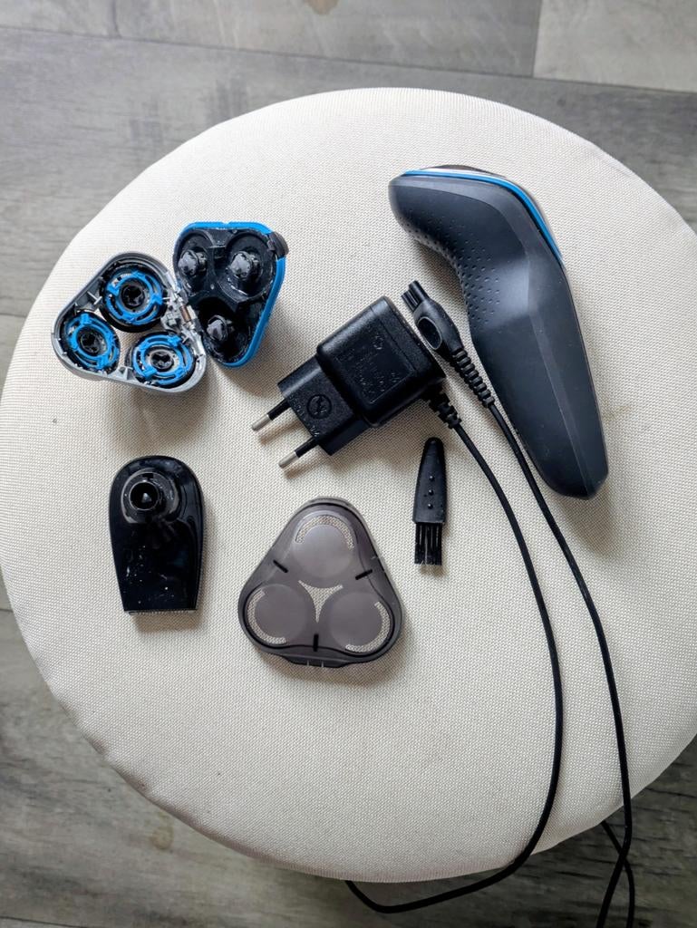 Philips AquaTouch S5400 Scheerapparaat - Goed Onderhouden, Ophalen of Verzenden, Gebruikt, Scheren en Epileren