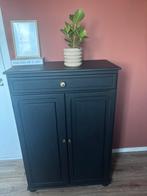 Stijlvolle Brocante Kast - Zwart met Goudkleurige Knoppen, Antiek en Kunst, Ophalen