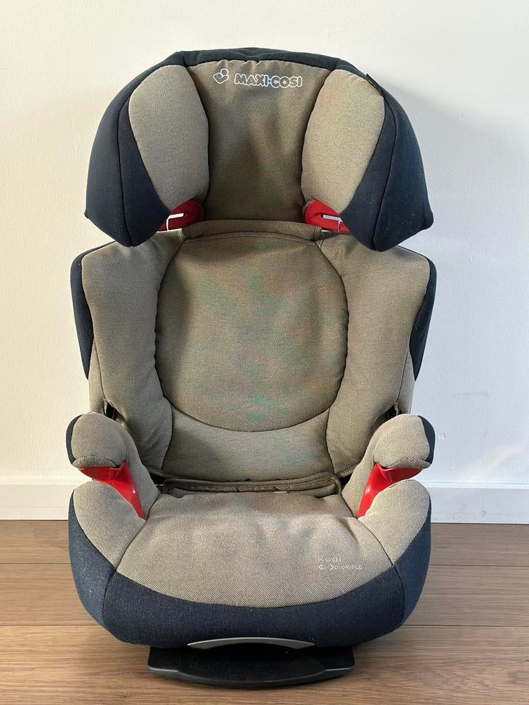 Maxi-Cosi Rodi - Car Seat - Leeftijd/Age child: ~3-10 j/y, Ophalen, Autogordel, 15 t/m 36 kg, Zo goed als nieuw