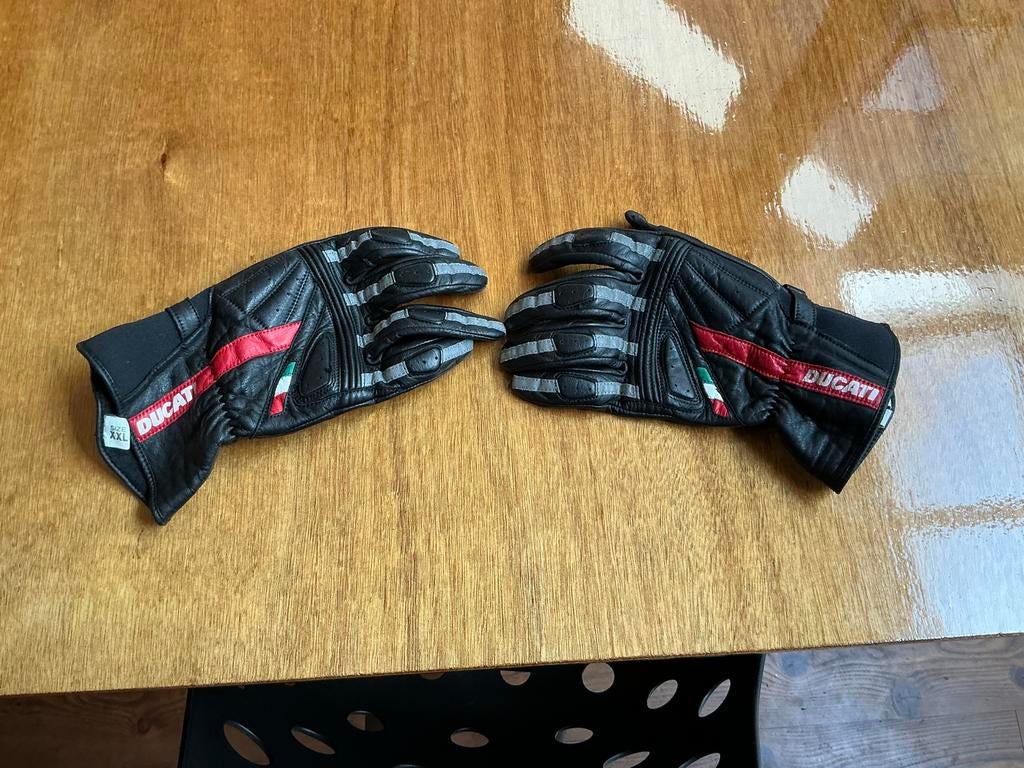 Ducati motorhandschoenen - Zwart, leer, maat XXL, Motoren, Kleding | Motorkleding, Ophalen, Tweedehands, Heren, Handschoenen